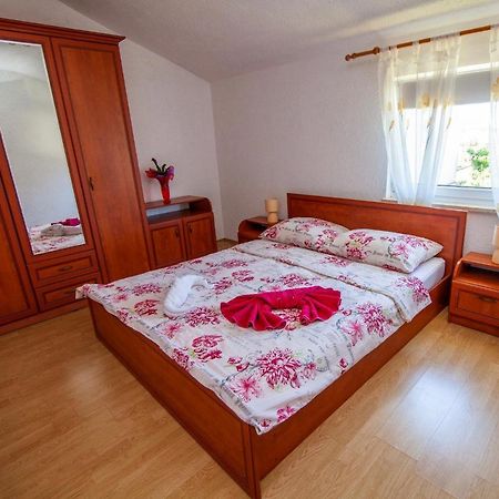 Villa Anita Πούλα Εξωτερικό φωτογραφία