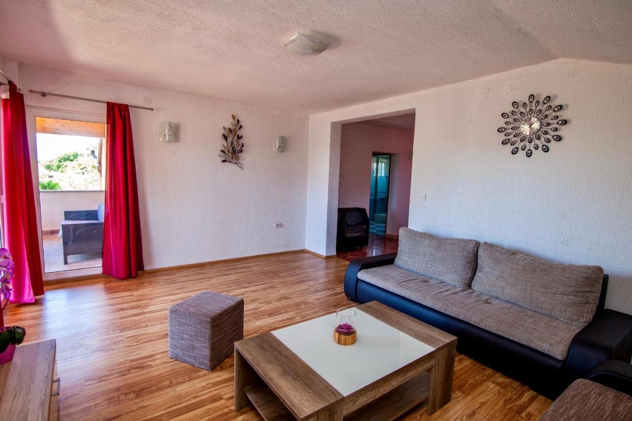 Villa Anita Πούλα Εξωτερικό φωτογραφία