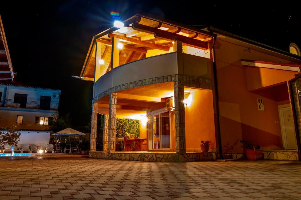 Villa Anita Πούλα Εξωτερικό φωτογραφία